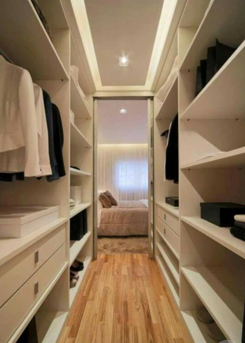 П-образная гардеробная комната в спальню Междуреченск