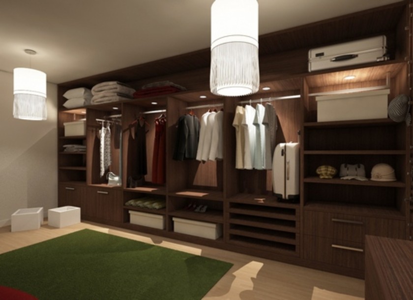 Классическая гардеробная комната из массива с подсветкой Междуреченск